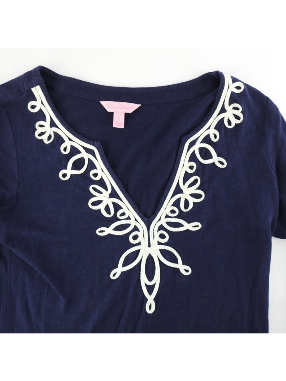 Lilly Pulitzer Navy Blue Long Sleeve Top Embroidered Neckline Small - Picture 6 of 6